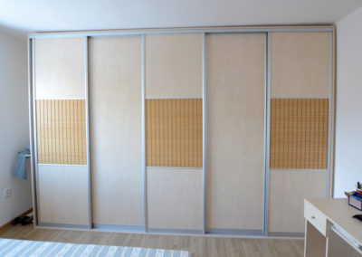 Nábytek pro domácnost