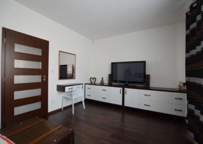 Nábytek pro domácnost