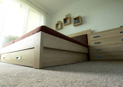 Nábytek pro domácnost